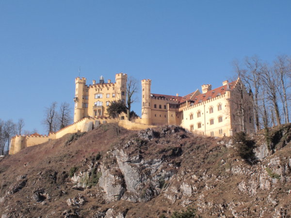 castle_a.jpg