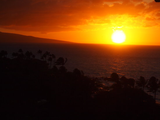 sunset_maui.jpg