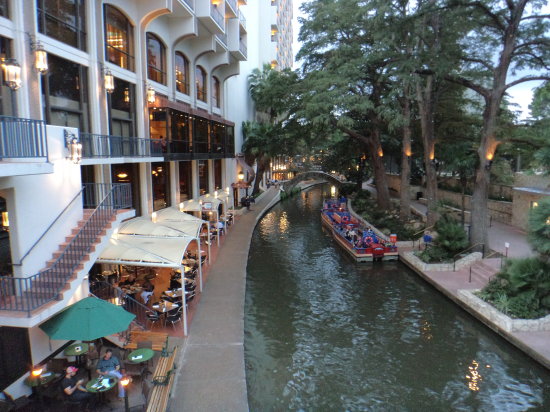 riverwalk-b.jpg